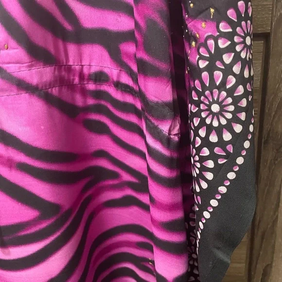 Caftan - Picture 11 of 14